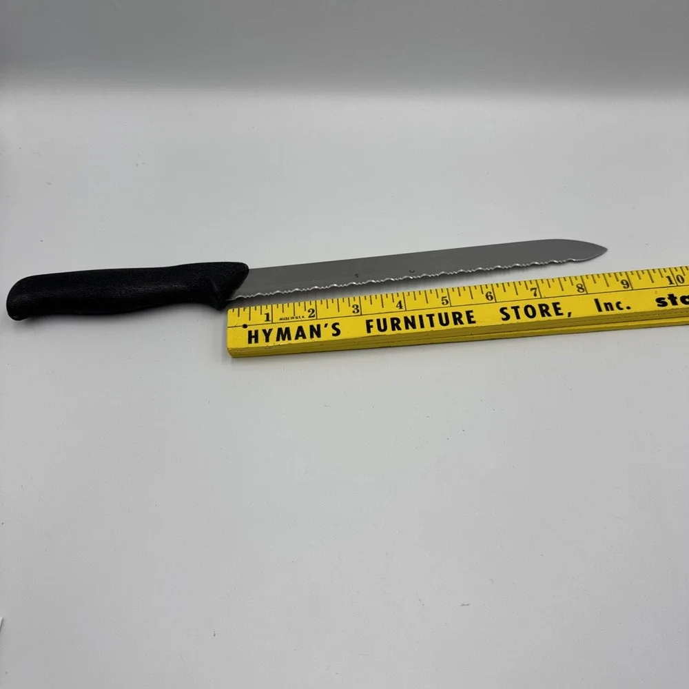 Pampered Chef Serrated Bread Knife Stainless Steel with Protective Sleeve‎ #1285